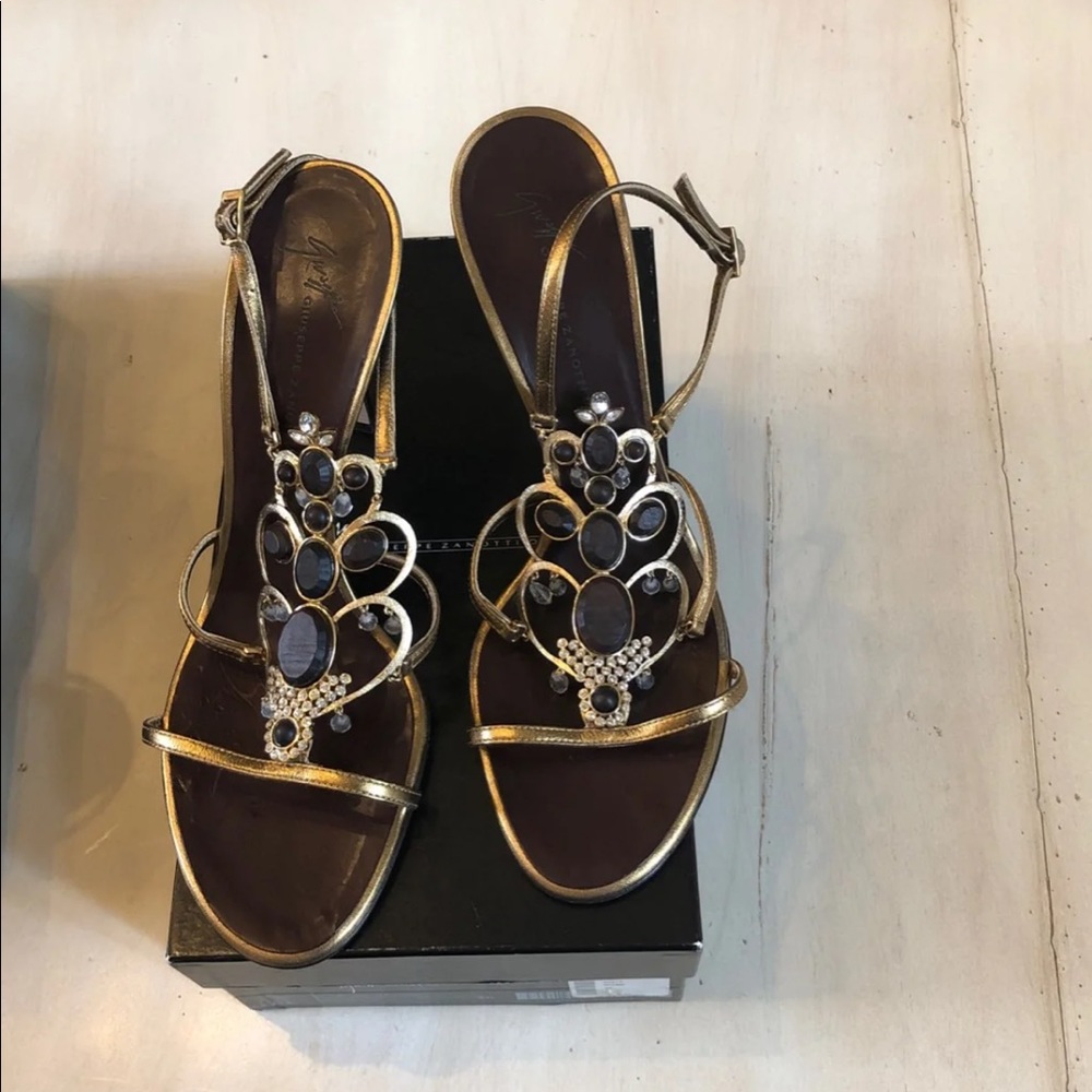 Stiletto sandals